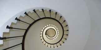 Jak zmieniać biegi w quadzie półautomat?