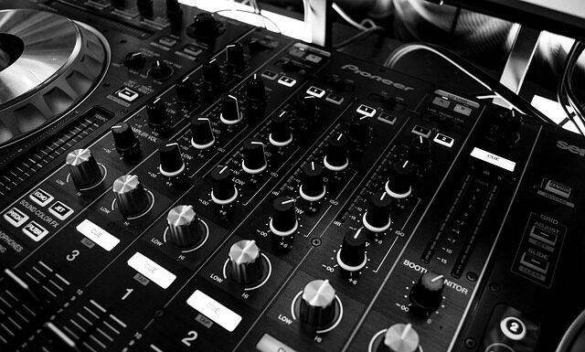 Jak mieszać krzesła?