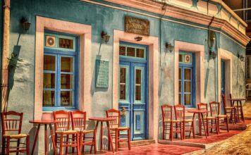 Ile krzeseł do stołu 220?