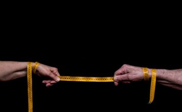 Jaka odległość stelaża WC od ściany?