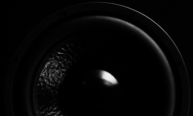 Jaki wzmacniacz do głośnika 250W RMS?